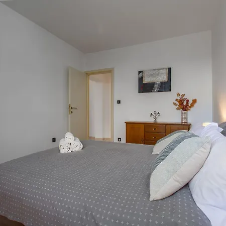 Appartement Malerisches In Der Mit Pool, Outdoor-kueche, Bbq, Spielplatz *